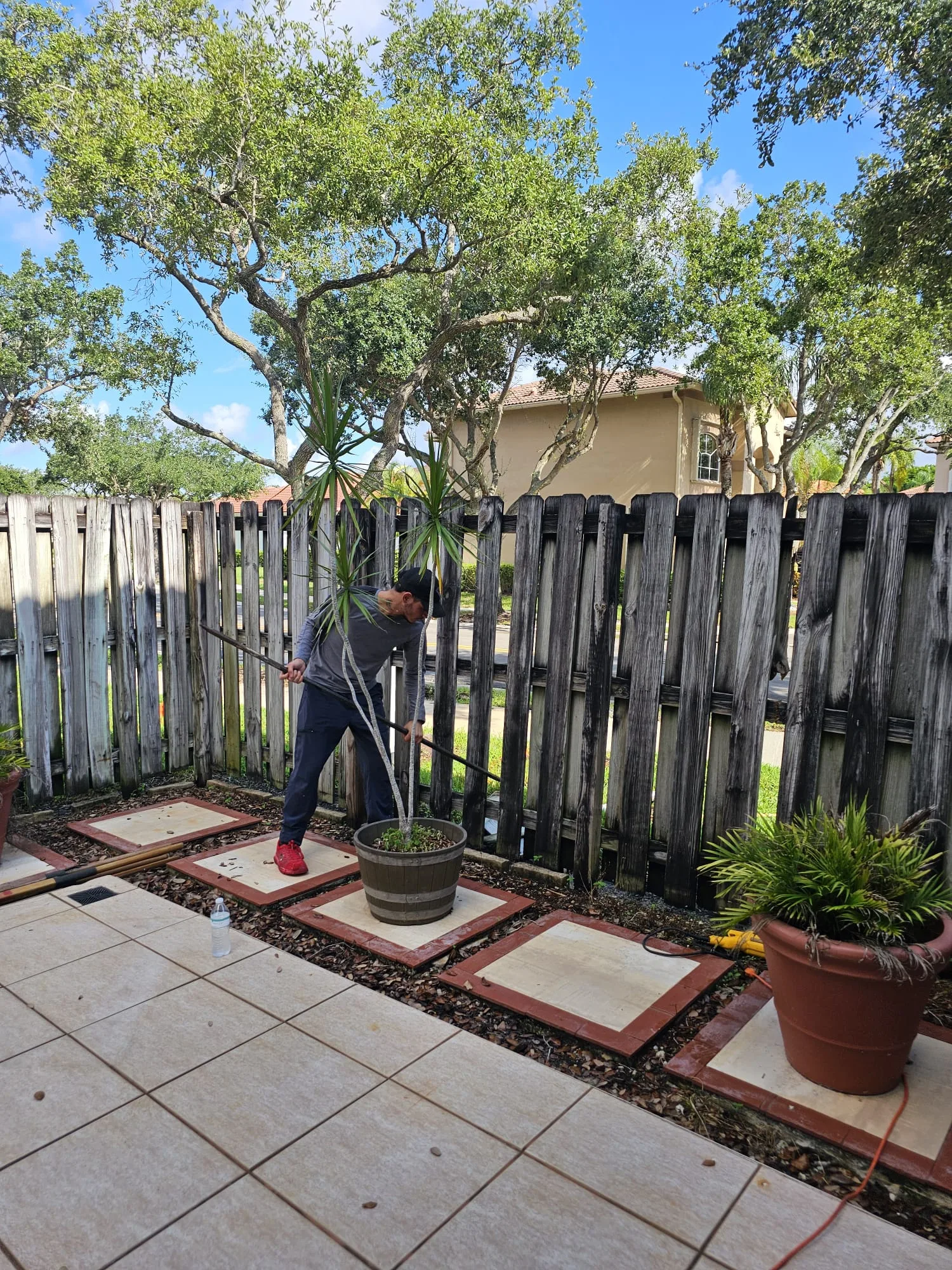 Fence crew starting the installation